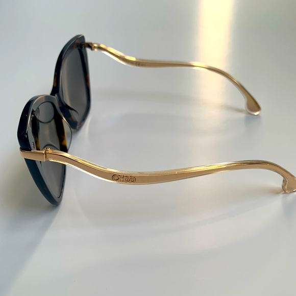 JIMMY CHOO Oversized Tortoise Sunglasses With Gold Curved Glittery Frame - Picture 6 of 7